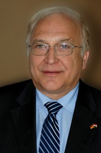Bernd Erbel ist Diplomat und war von 2009 bis 2013 deutscher Botschafter im Iran