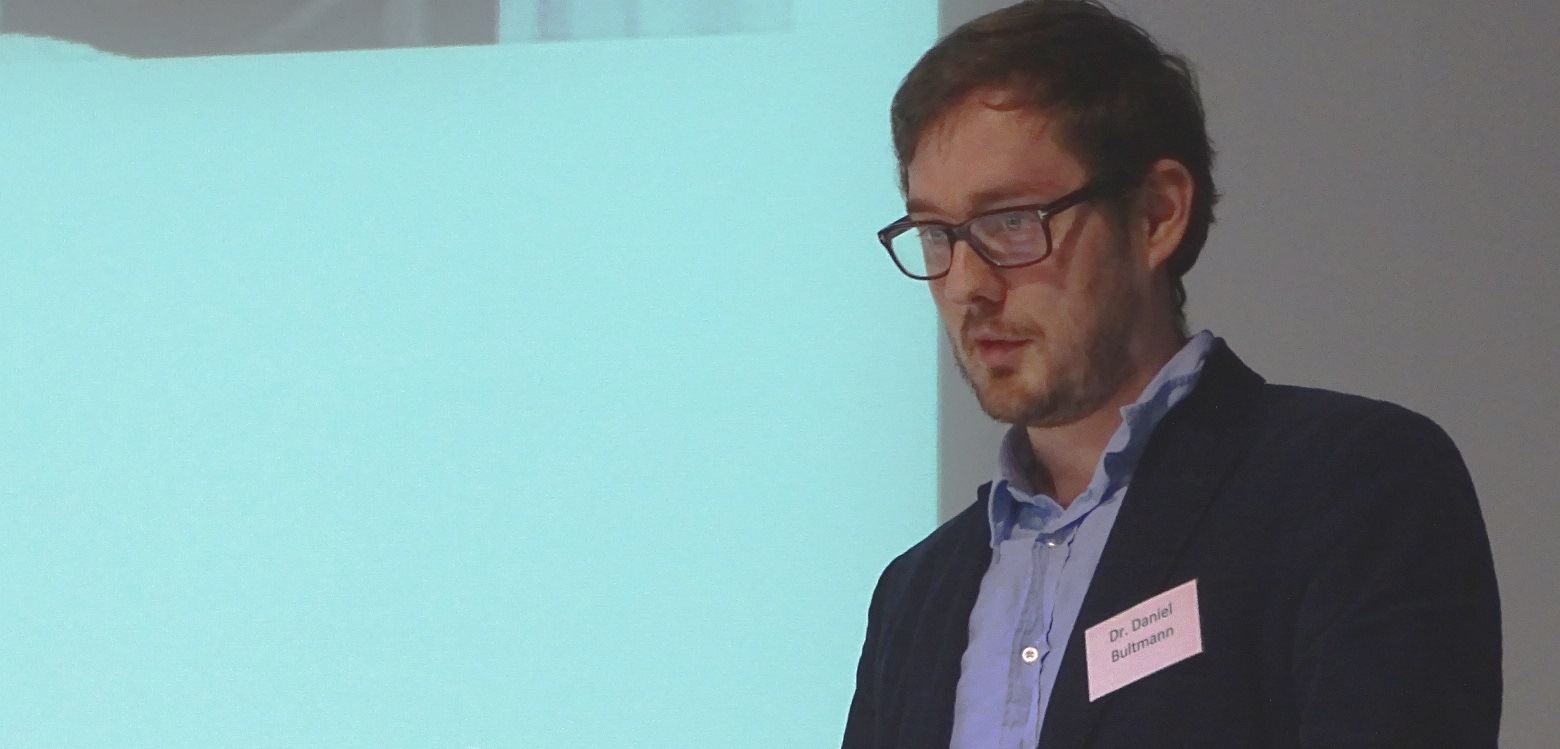 Dr. Daniel Bultmann bei der Konferenz „Aghet und Shoah Das