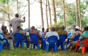 Workshop der Abteilung für Zivilangelegenheiten der UN-Operation in Côte d'Ivoire mit lokalen Führern in Bonoua 2012 (Quelle: UN PHOTO | # 511356)